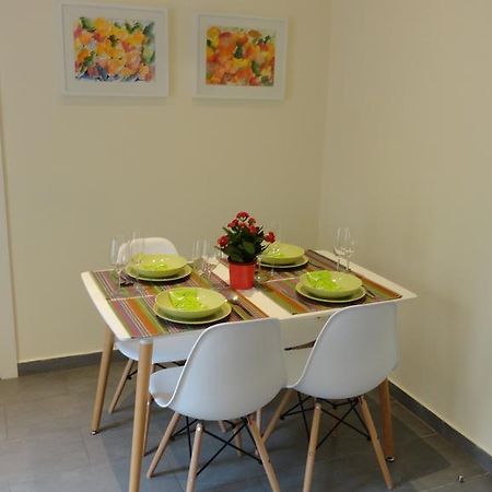 Apartamento zona playa de San Sebastian Sitges Habitación foto
